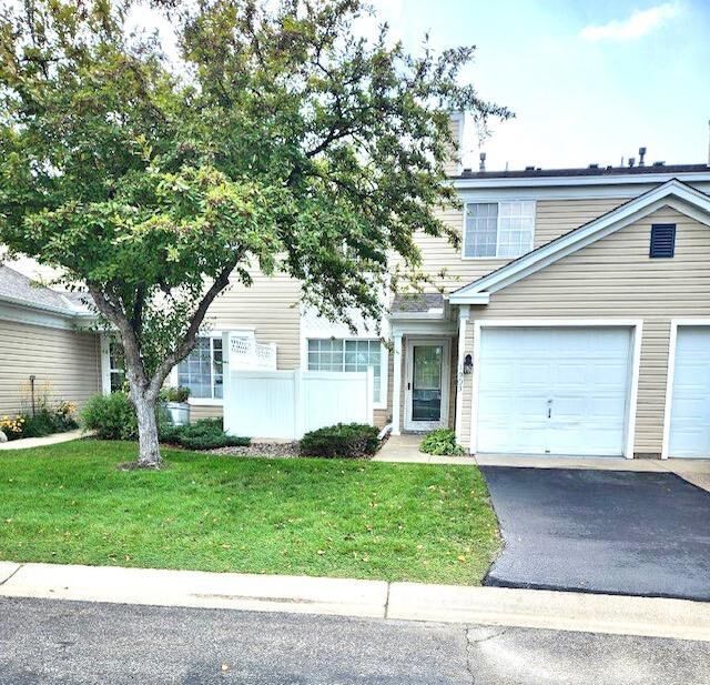 Property Photo:  1917 Southcross Drive W 1903  MN 55306 