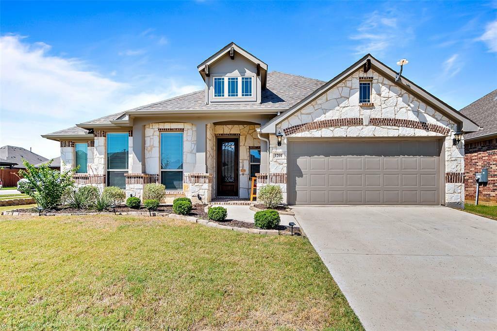 Property Photo: 1201 Misty Ridge Drive TX 76247