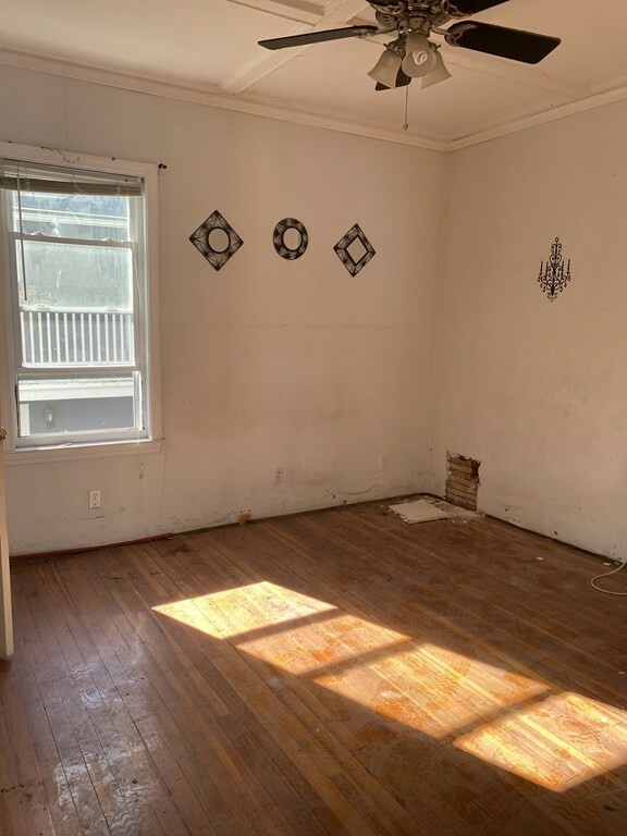 Property Photo: 13 Lockwood St 13 MA 01835