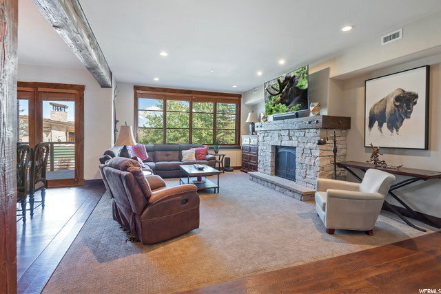Property Photo: 1835 Three Kings Dr 1105 UT 84060