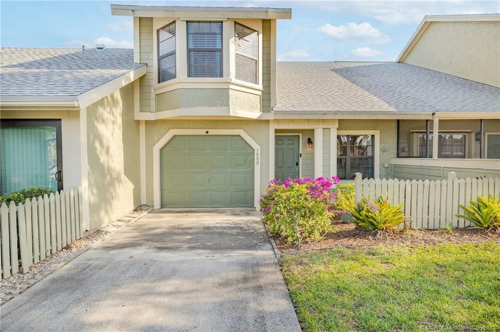 Property Photo:  1550 SE Dewberry Court  FL 34952 