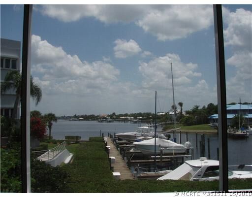 Property Photo:  1160 SW Chapman Way #203  FL 34990 