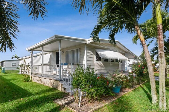 7310 SE Eagle Avenue  Hobe Sound FL 33455 photo