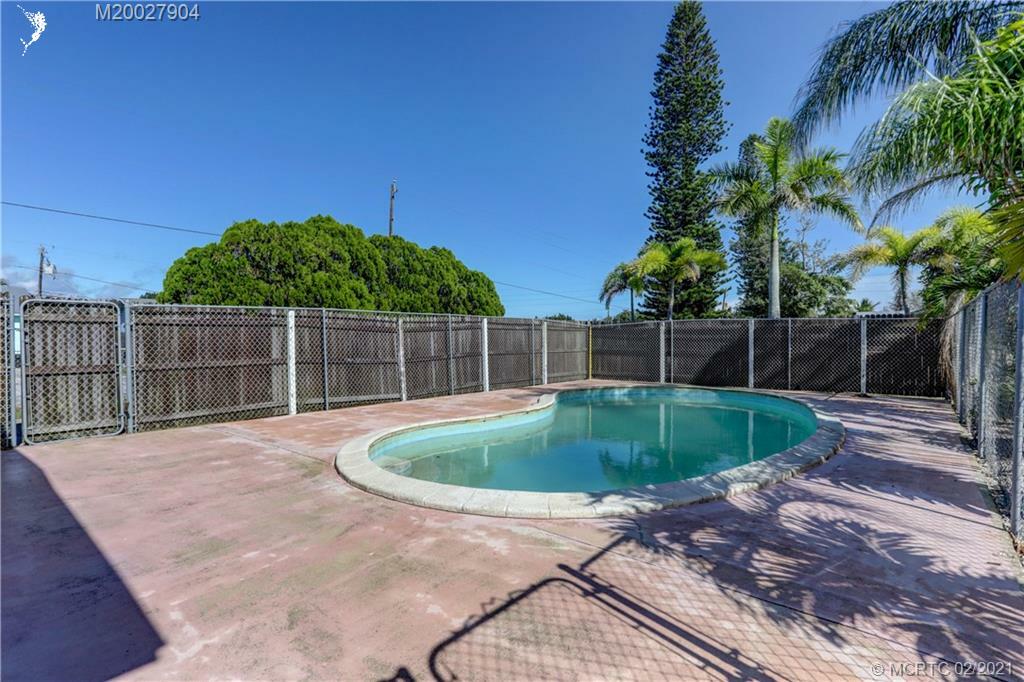 Property Photo:  8356 SE Diane Street  FL 33455 