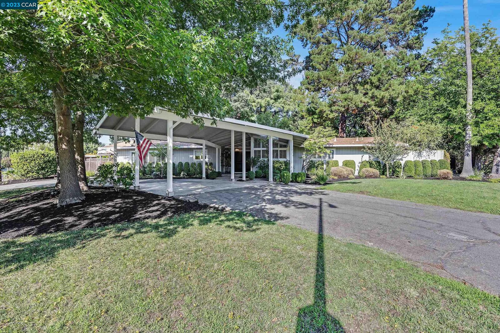 Property Photo:  274 Paraiso Dr  CA 94526 