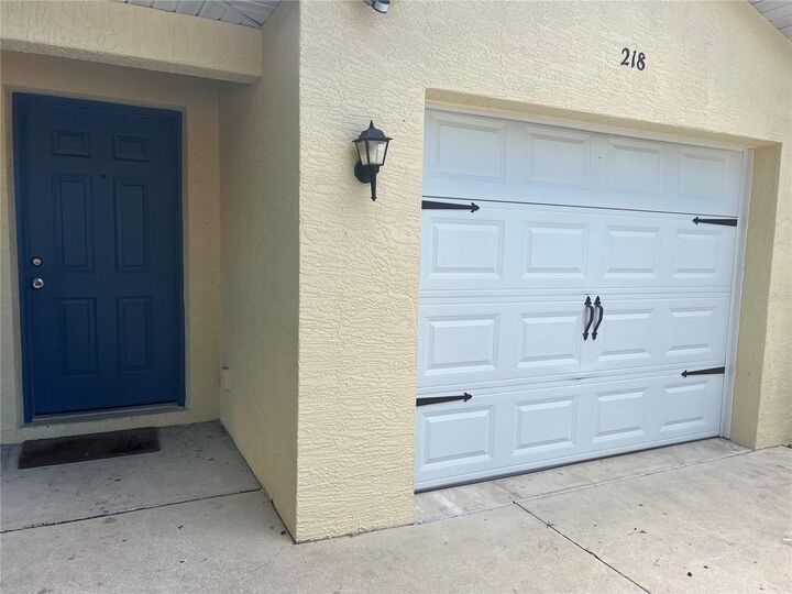 Property Photo:  218 10th Avenue E  FL 34208 