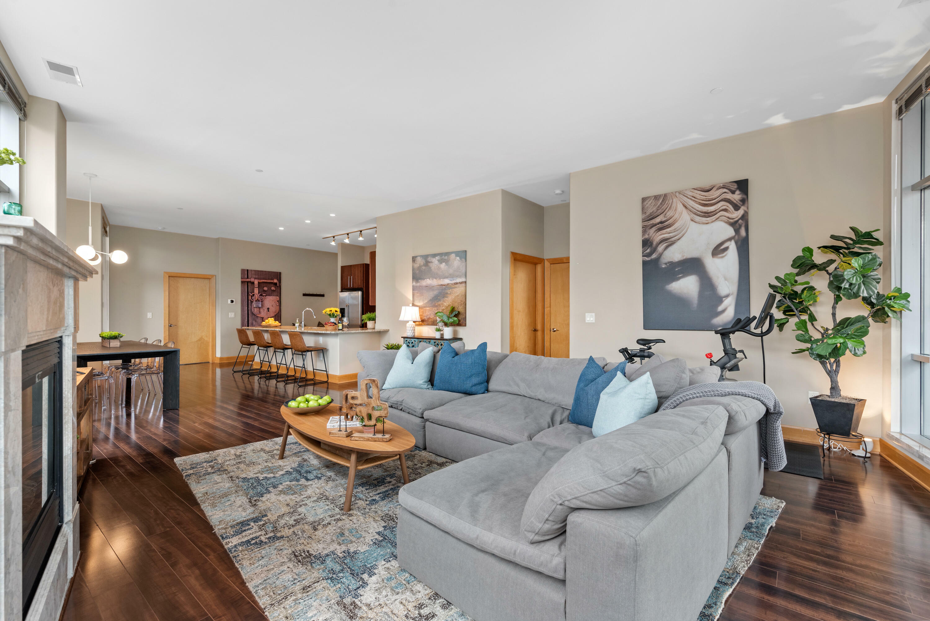 Property Photo: 1111 N Marshall St 503 WI 53202