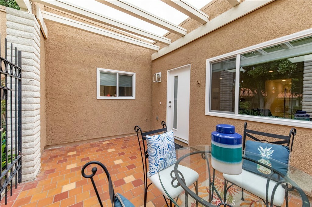 Property Photo:  2085 Ronda Granada B  CA 92637 