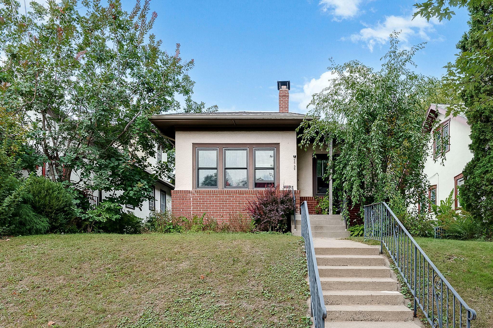 2532 Garfield Street NE  Minneapolis MN 55418 photo