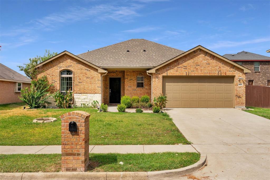 Property Photo:  1717 Westgate Drive  TX 75160 