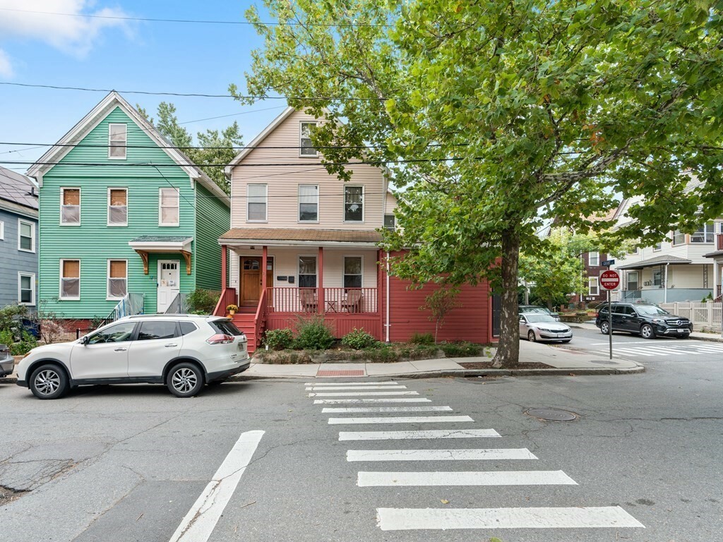 Property Photo:  20 Jaques St  MA 02145 