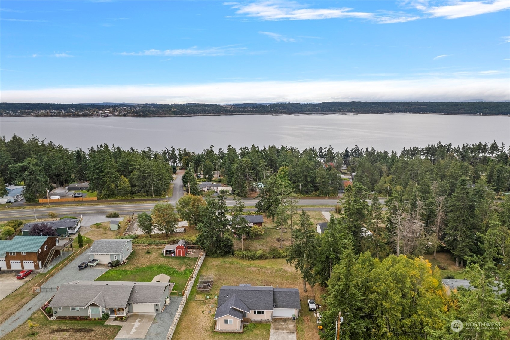 Property Photo:  1601 Stephen Street  WA 98277 