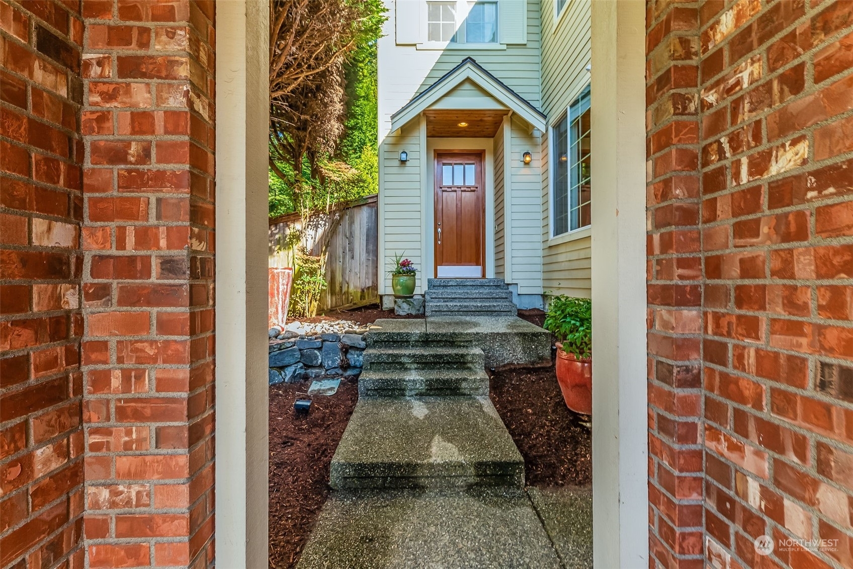 Property Photo: 2620 116th Avenue NE WA 98004