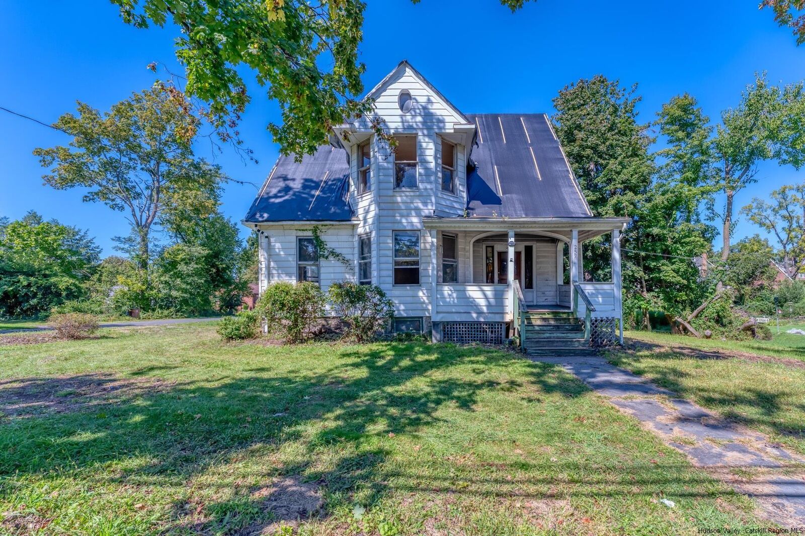 Property Photo:  257 Lucas  NY 12401 