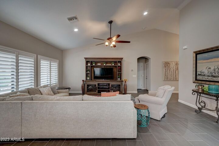 Property Photo: 45103 N 19th Place AZ 85087