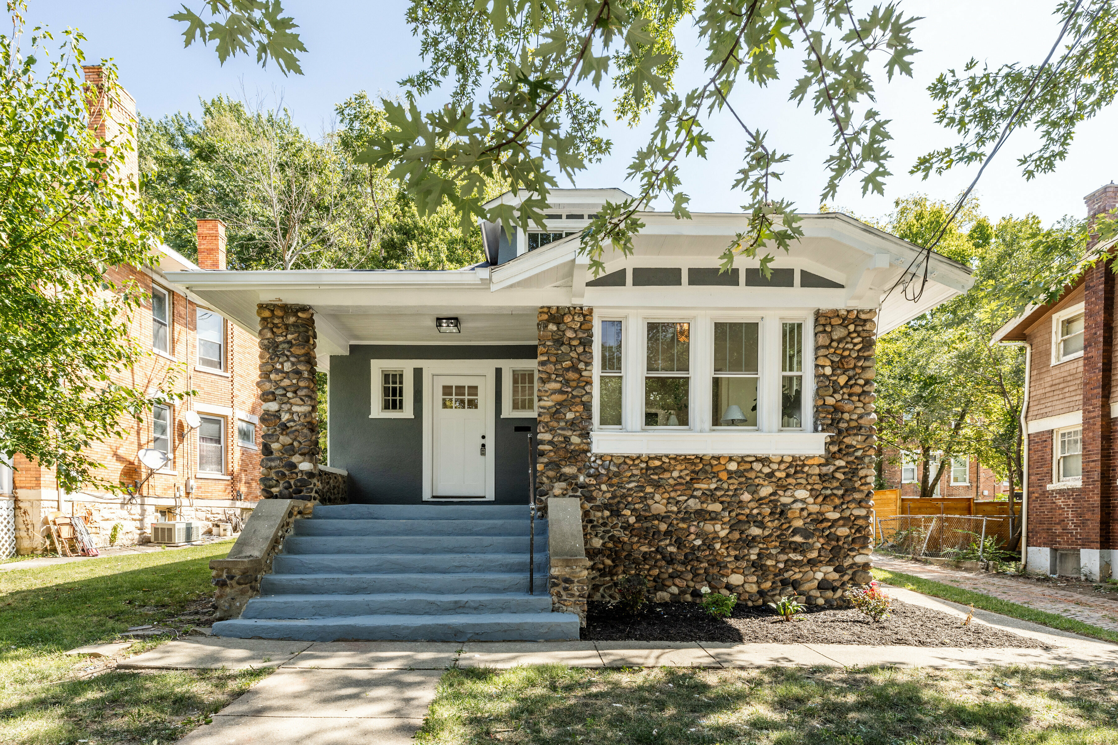 Property Photo: 2314 Saint James Ave OH 45206
