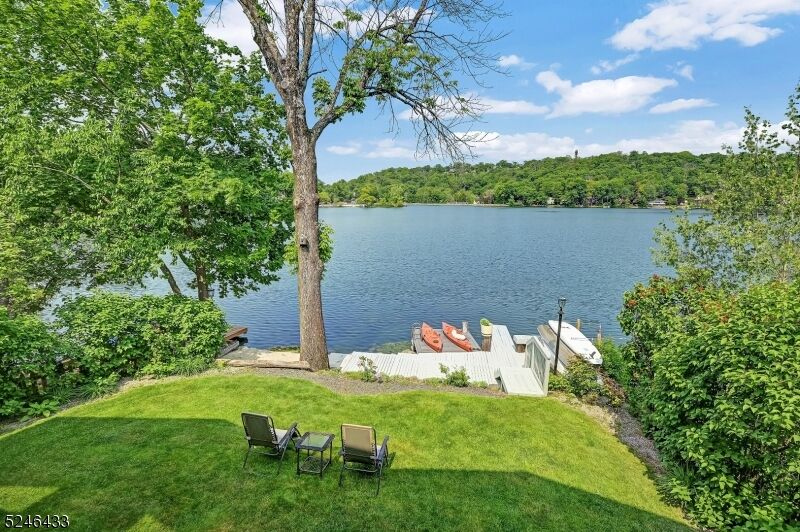 Property Photo:  71 Upper Lakeview Ave  NJ 07456 