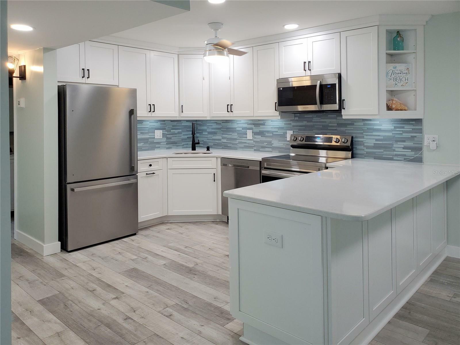 Property Photo: 21260 Brinson Ave 307 FL 33952