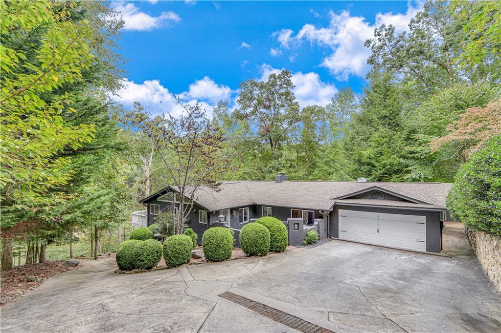 Property Photo: 5914 Stuart Drive GA 30542