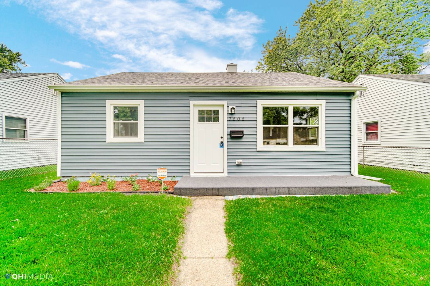 Property Photo: 7606 Birch Avenue IN 46324