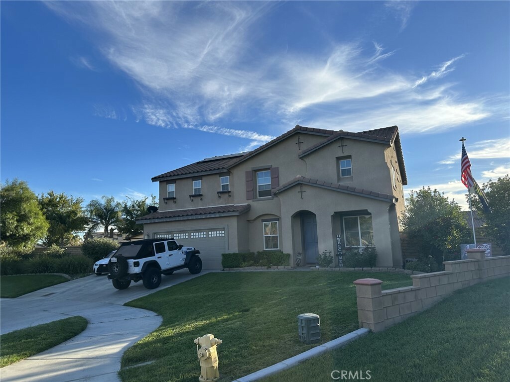 Property Photo:  937 Saltbush Lane  CA 92545 