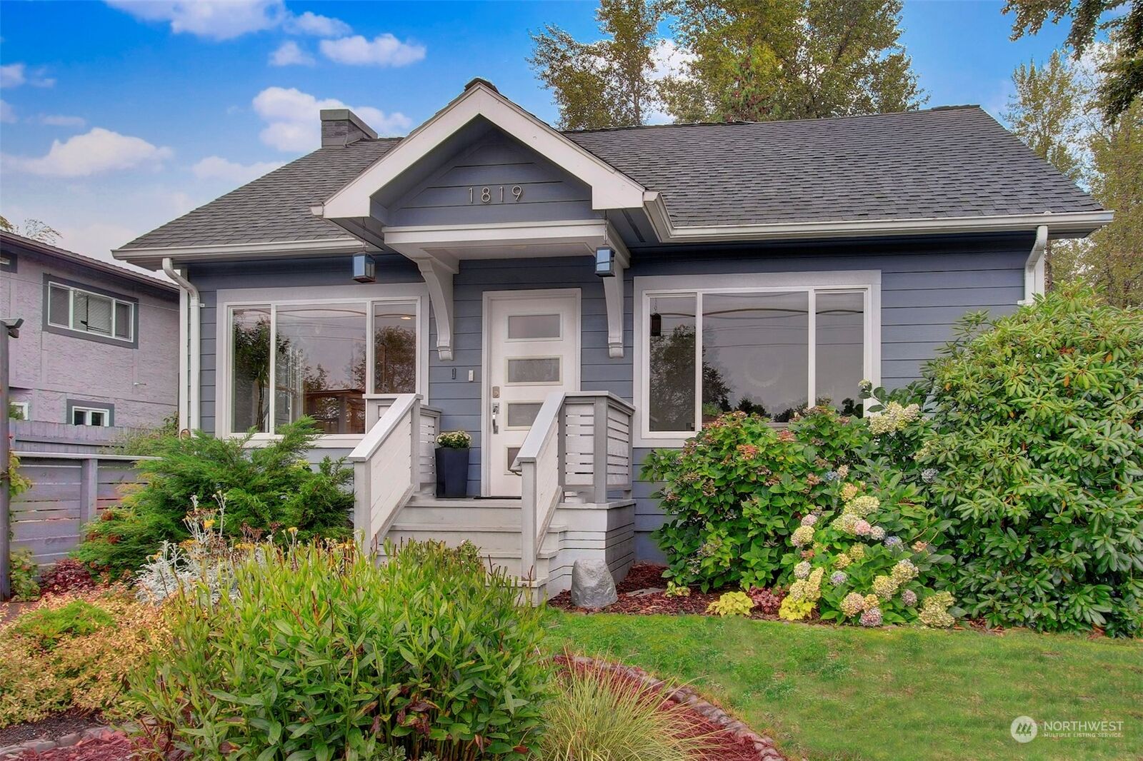 Property Photo:  1819 SW Brandon Street  WA 98106 