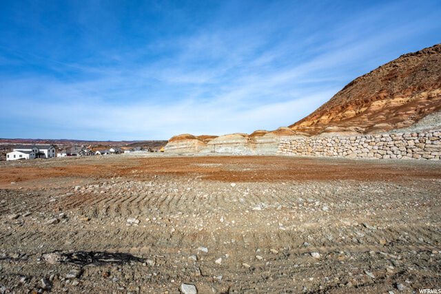 Property Photo:  993 E Tomahawk Dr 501  UT 84780 