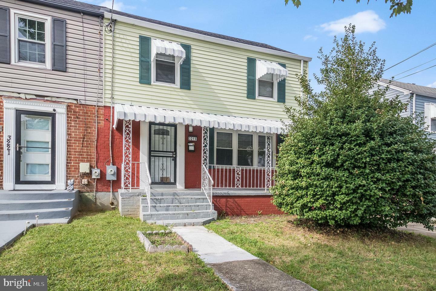Property Photo: 3219 32nd Avenue MD 20748