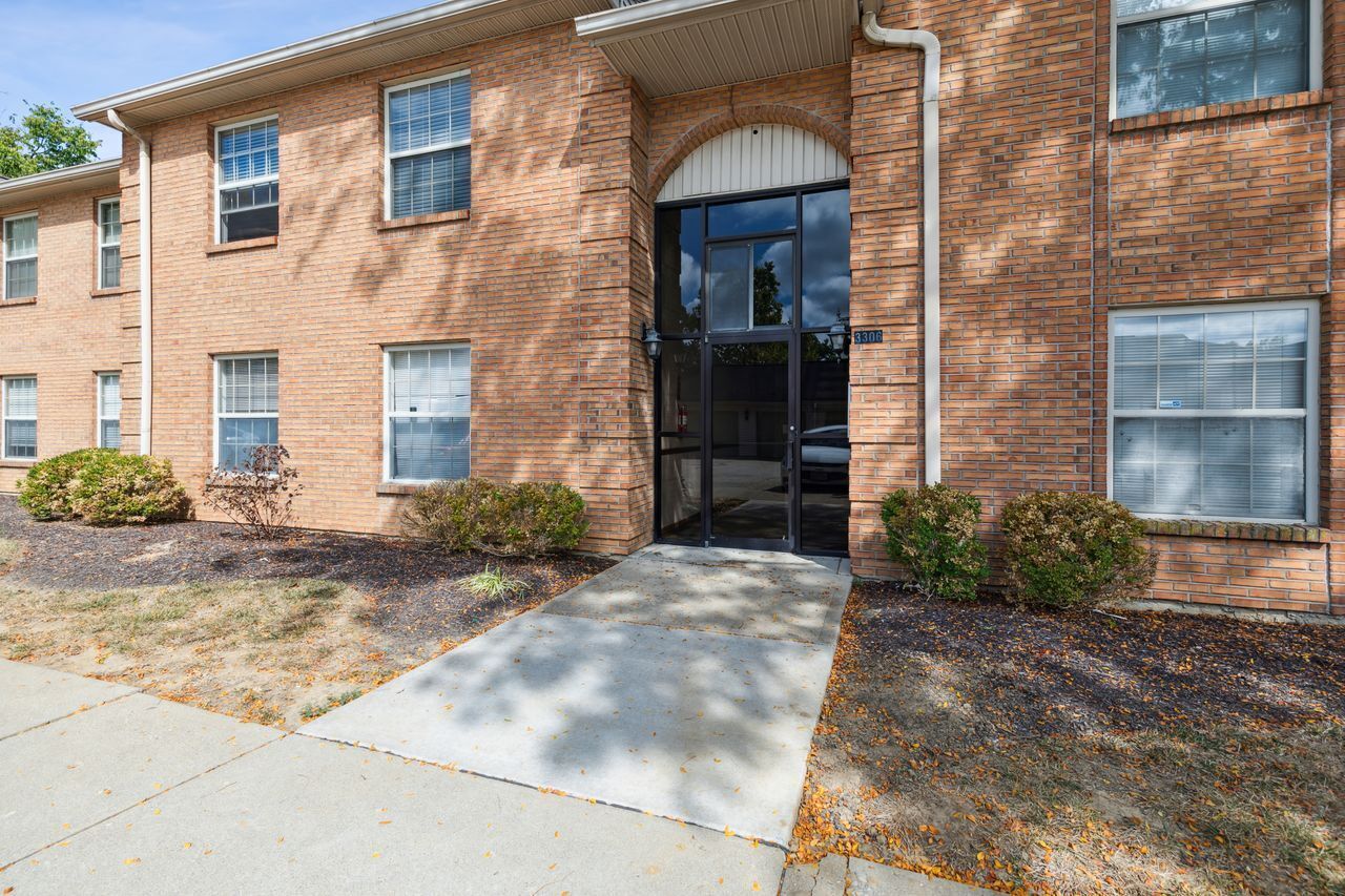 Property Photo: 3306 North Bend Rd 11 OH 45239