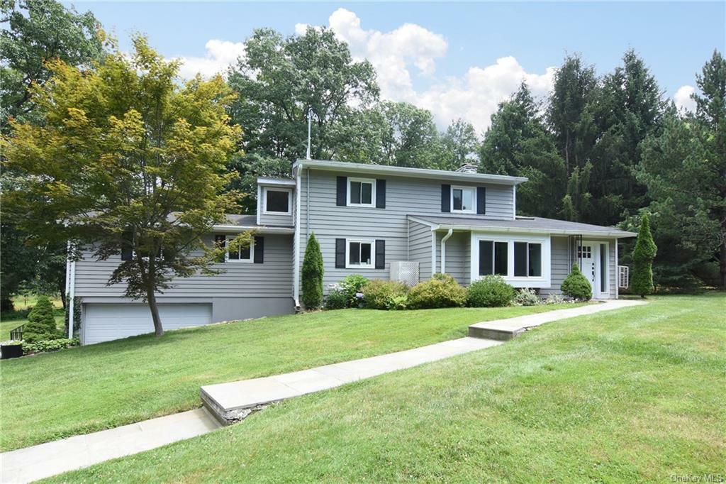 Property Photo:  30 Lundy Lane  NY 10594 