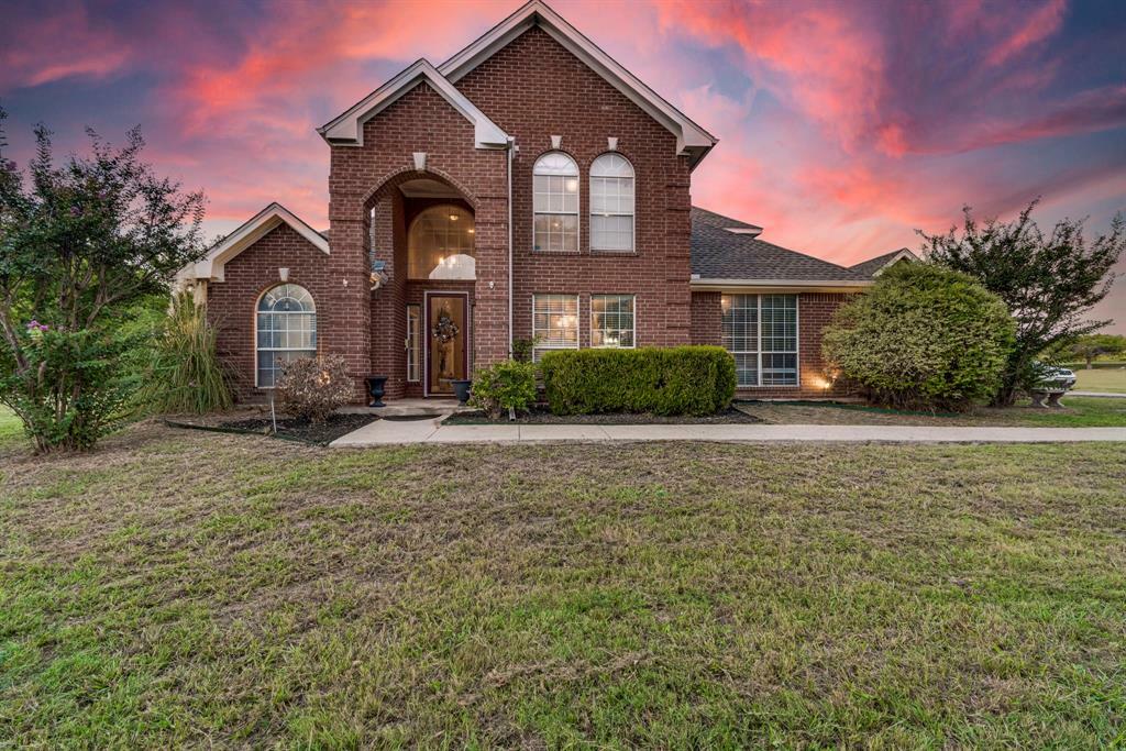 Property Photo: 809 W Bear Creek Road TX 75154