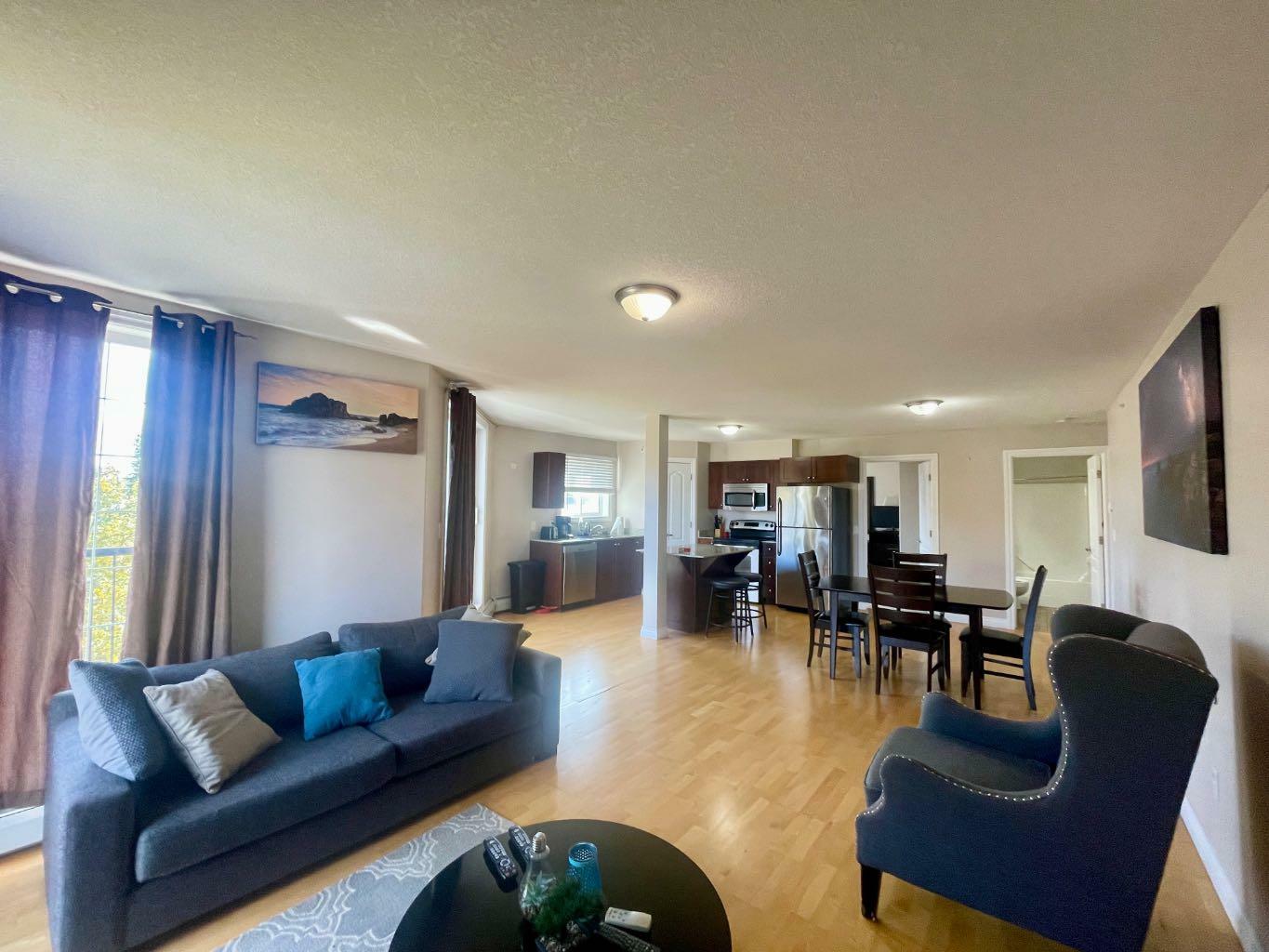 Photo de la propriété: 5037 7 Avenue 401 AB T7E 0A8