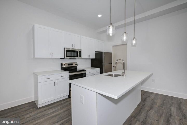 211 E Union Street 2  Burlington NJ 08016 photo