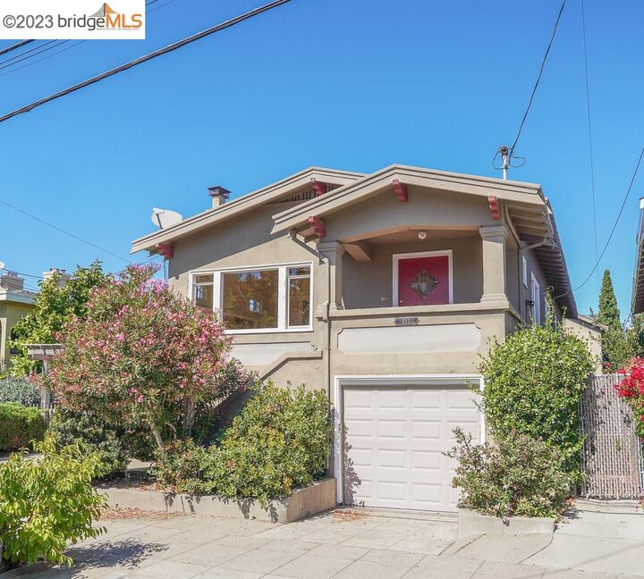 452 42nd St  Oakland CA 94609 photo