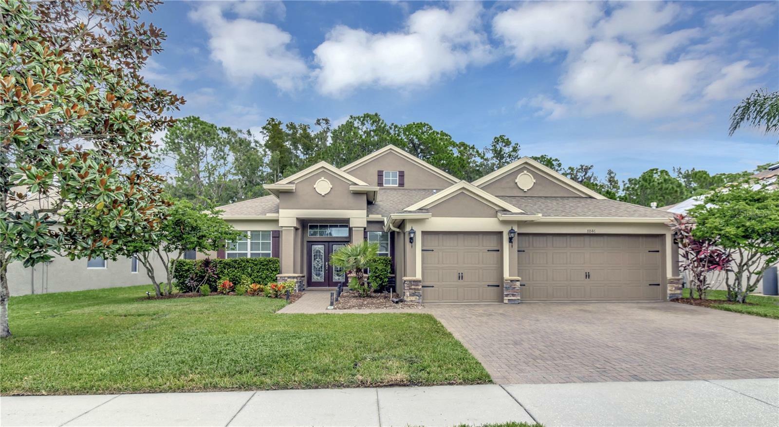 Property Photo:  8846 Crystal Creek Court  FL 34638 