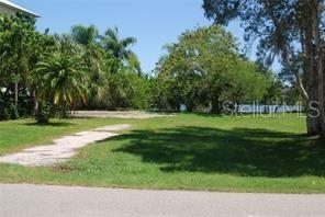 Property Photo:  7643 Deedra Circle  FL 34668 