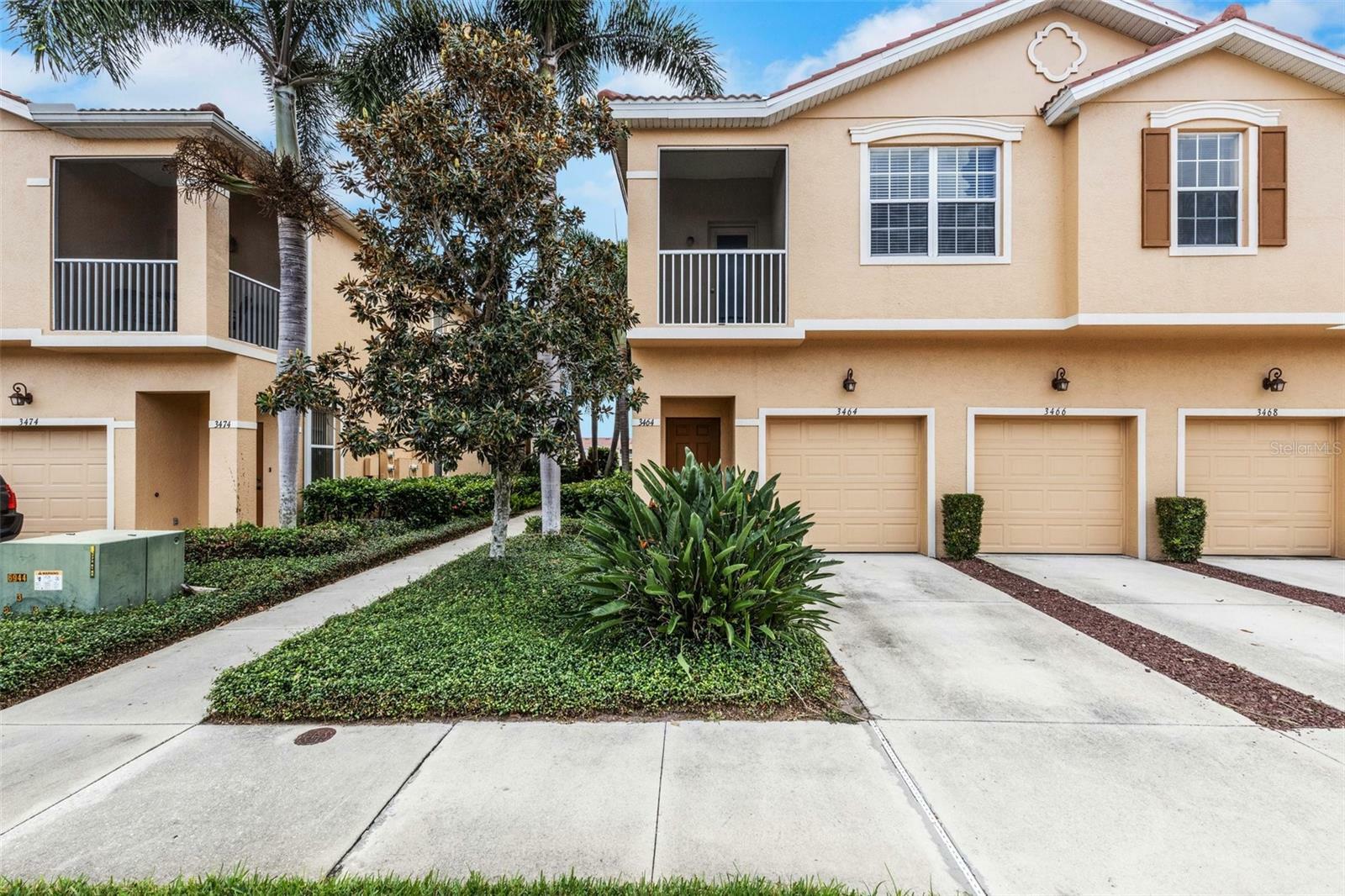3464 Parkridge Circle 33-202  Sarasota FL 34243 photo