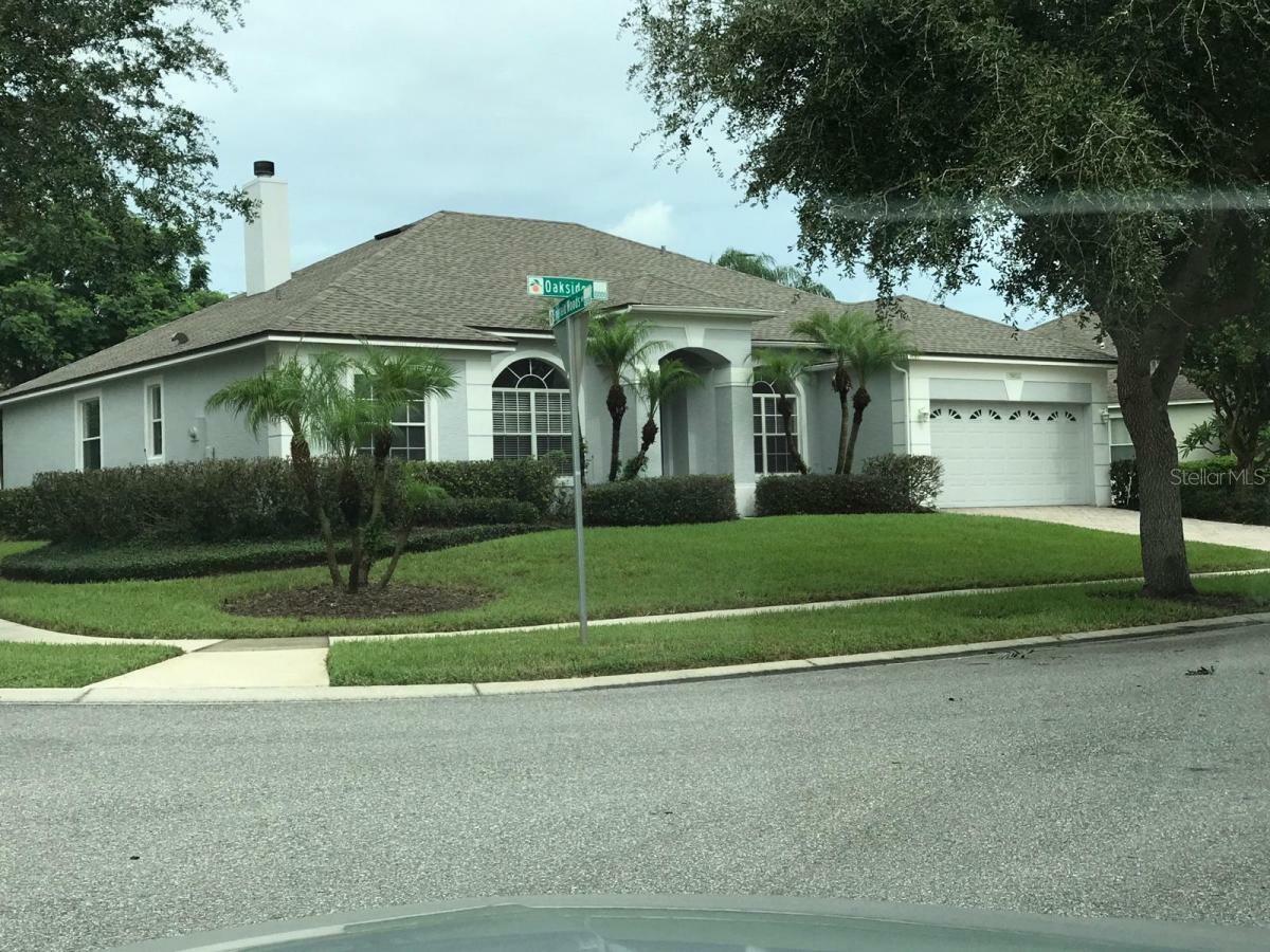 Property Photo:  10052 Oakside Court  FL 32836 