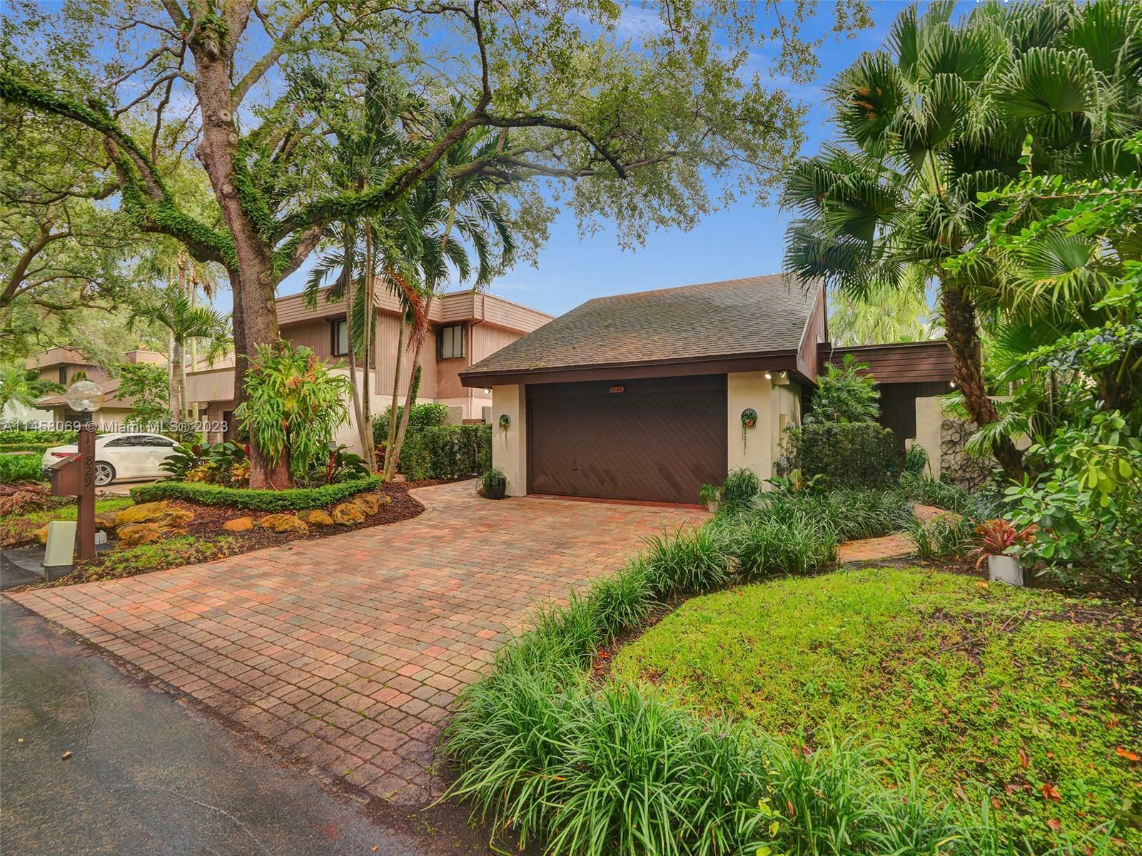 Property Photo: 11829 SW 77th Ter FL 33183