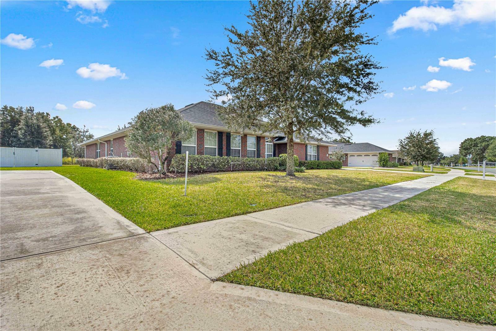 Property Photo:  4440 SW 62nd Loop  FL 34474 