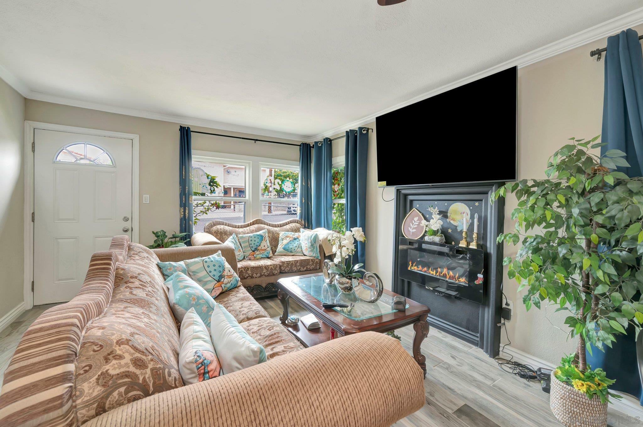 Property Photo:  303 S 46th St  CA 92113 