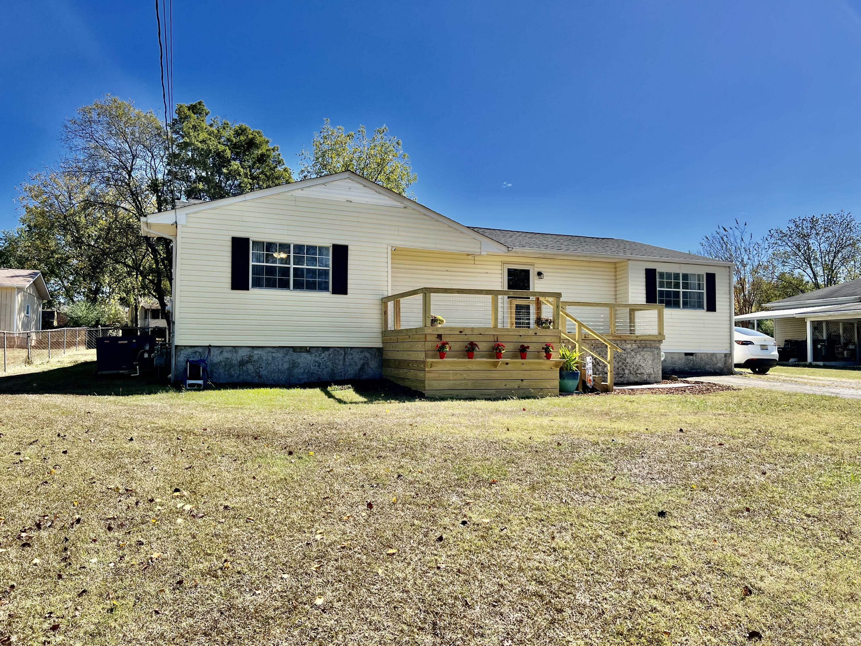 Property Photo:  107 Gracie Ave  GA 30742 