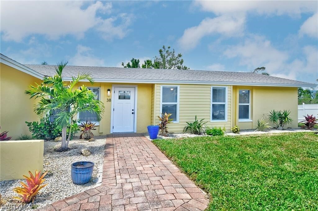 Property Photo:  38 Fairview Boulevard  FL 33931 