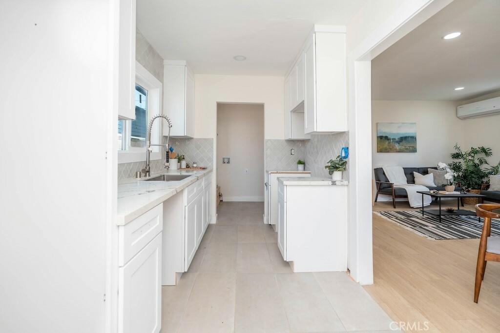 Property Photo:  424 E 214th Street  CA 90745 