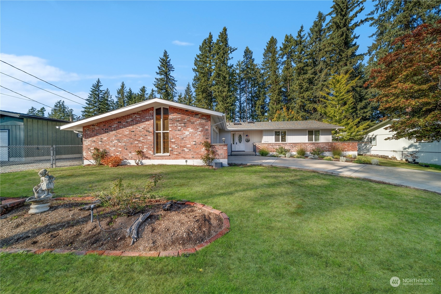 Property Photo:  22916 SE 287th Street  WA 98038 