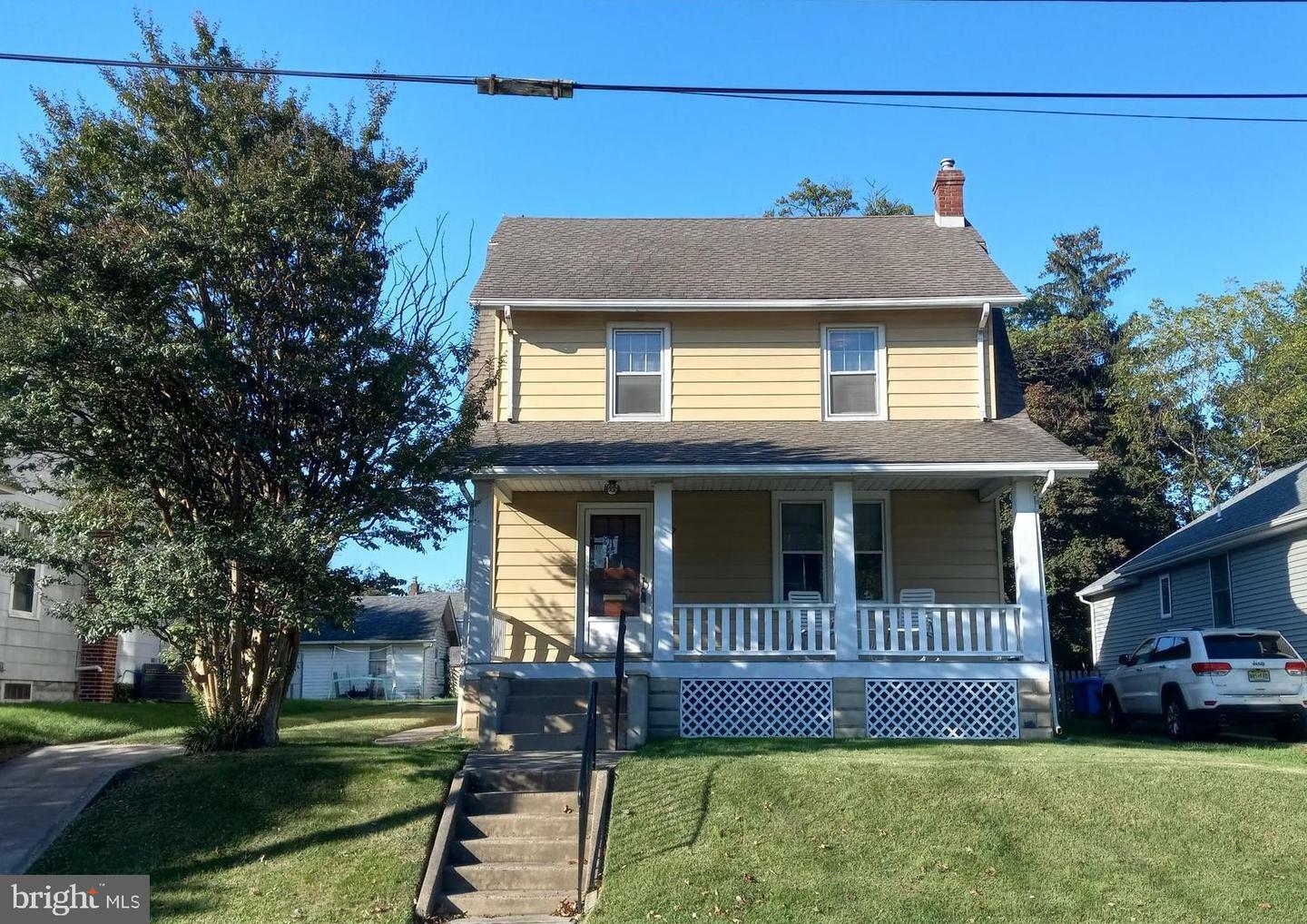 Property Photo:  229 Maple Avenue  NJ 08075 