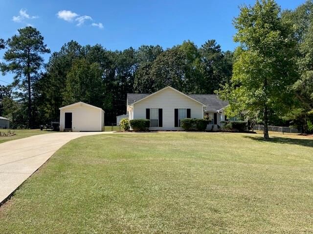 Property Photo:  207 Knob Hill Drive  GA 30248 