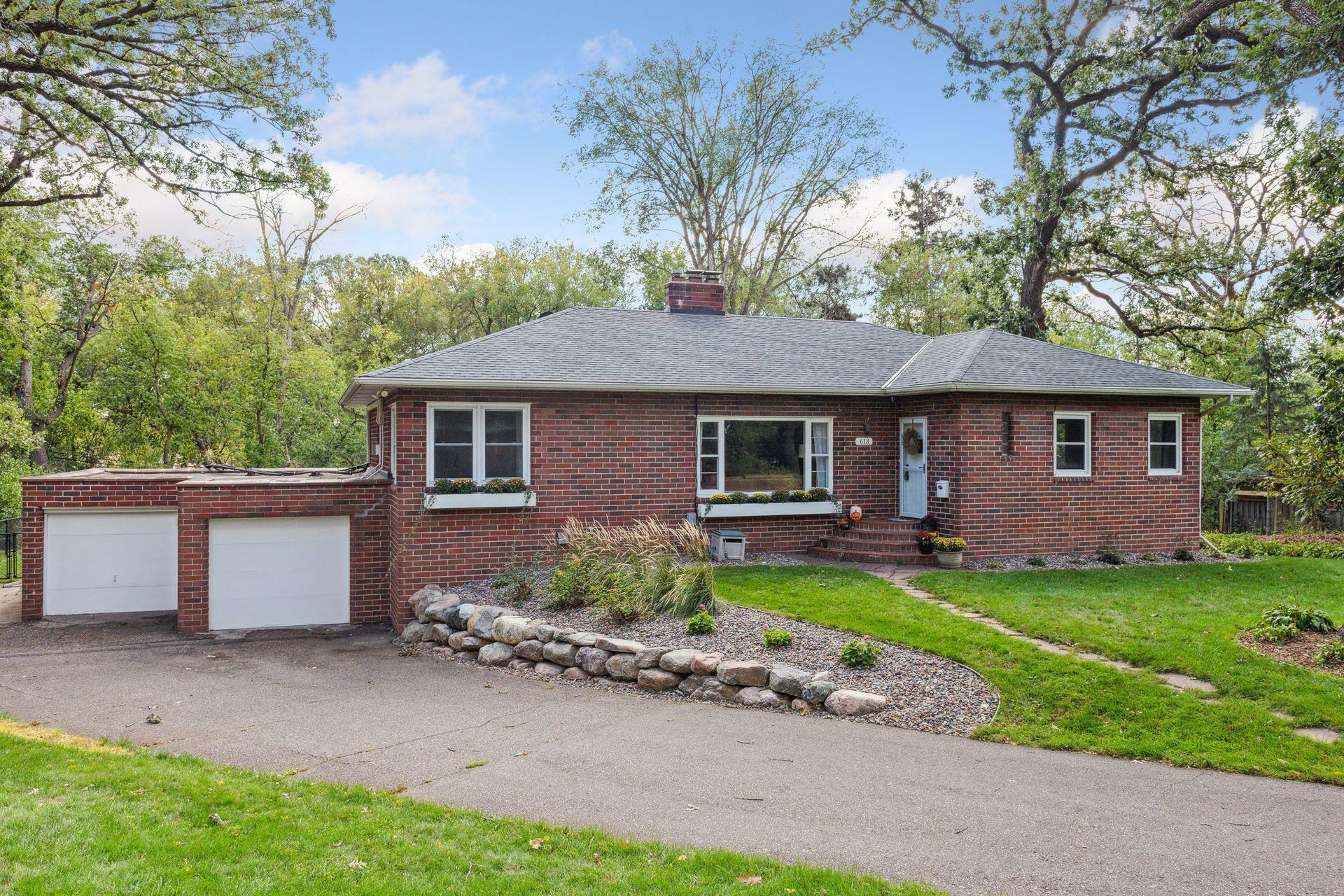 Property Photo: 613 Turnpike Road MN 55416