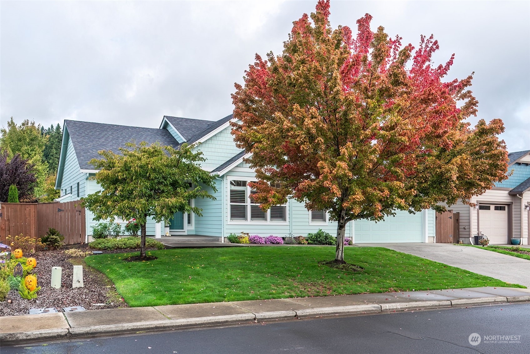 Property Photo: 1775 Clatsop Street WA 98674