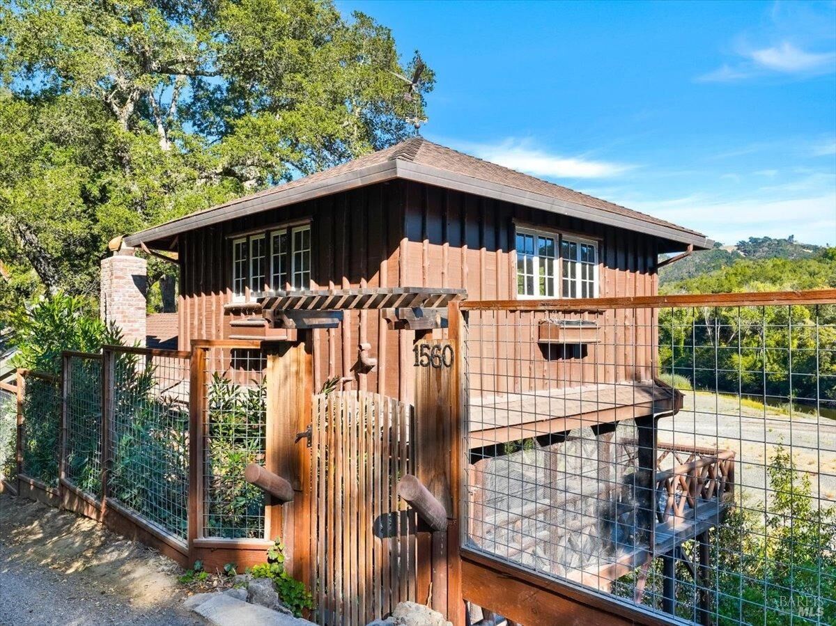 Property Photo: 1560 S Fitch Mountain Road CA 95448